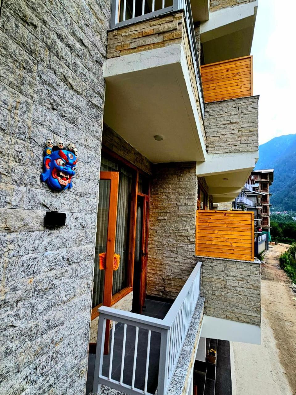 Meraki Khang Manali Экстерьер фото